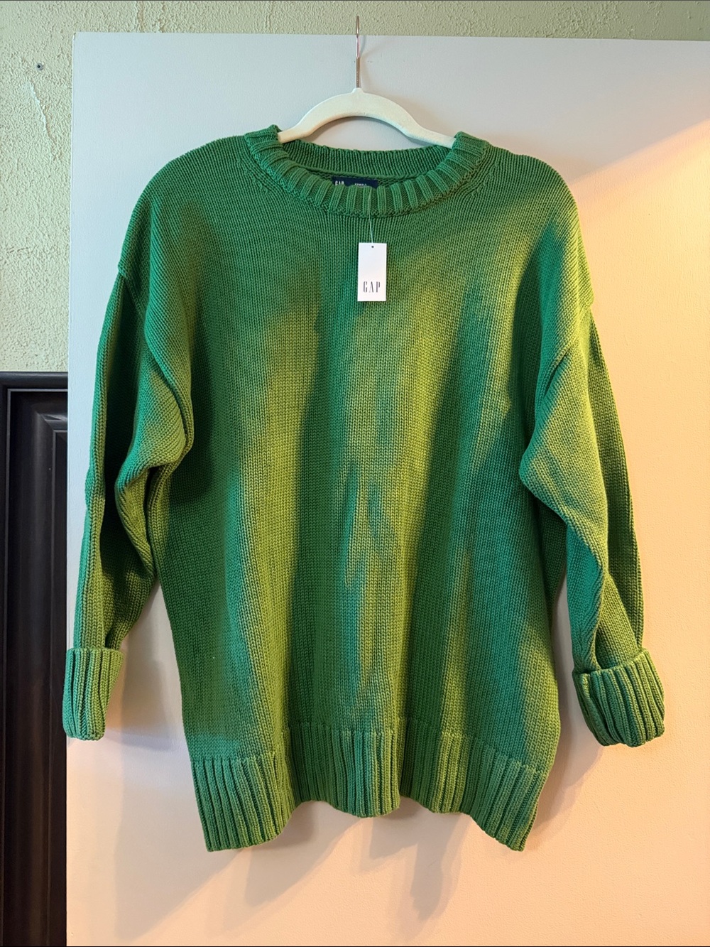 GAP Women's Green Crewneck Knit Sweater size XS
